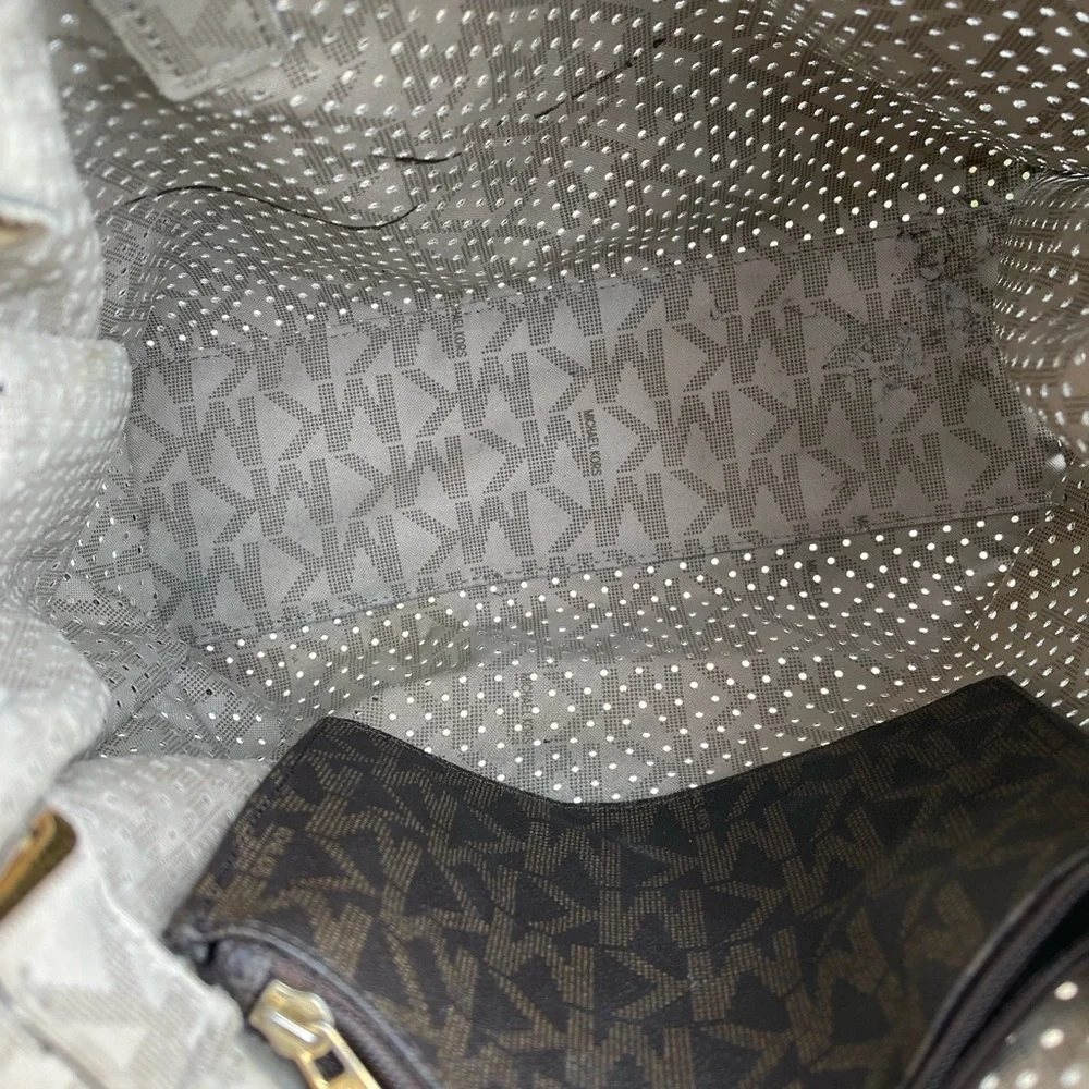 MICHAEL KORS Perforated Hamilton Purse